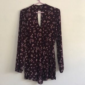 Scoop-neck floral romper